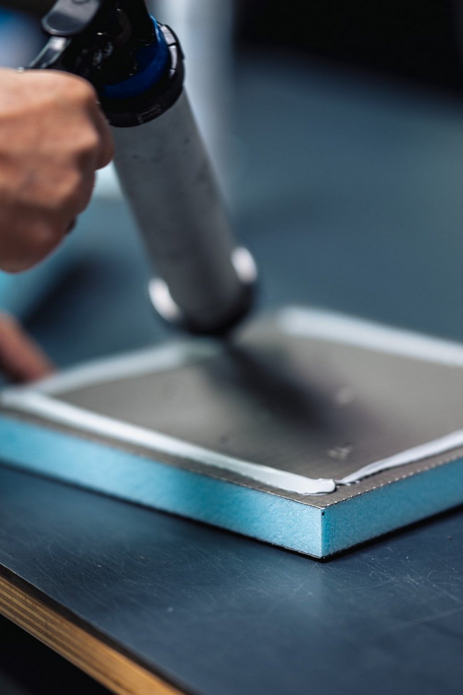 Sealingt wedi building boards with wedi 610