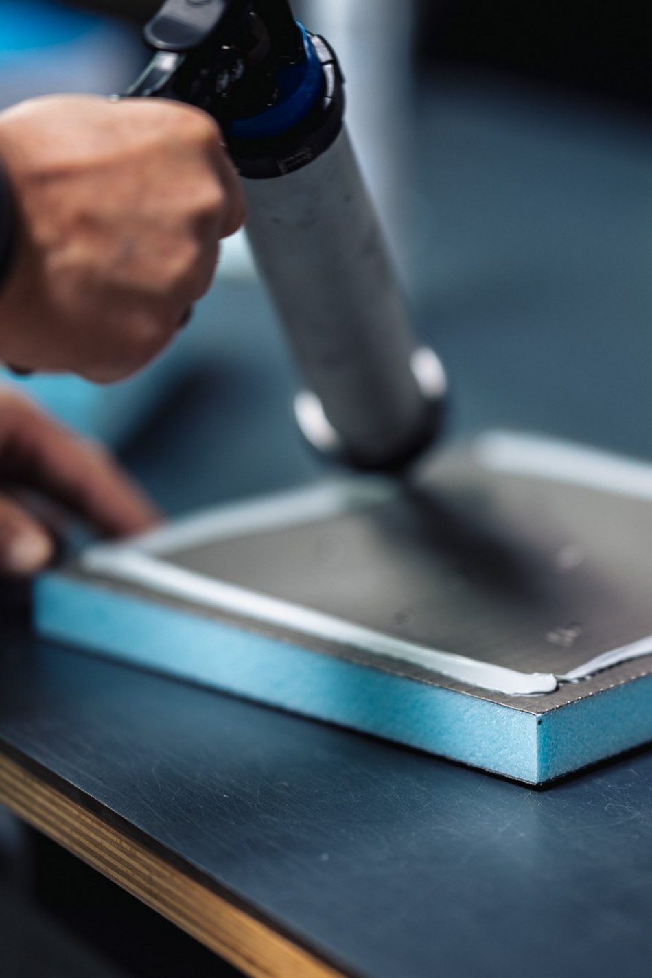 Sealingt wedi building boards with wedi 610