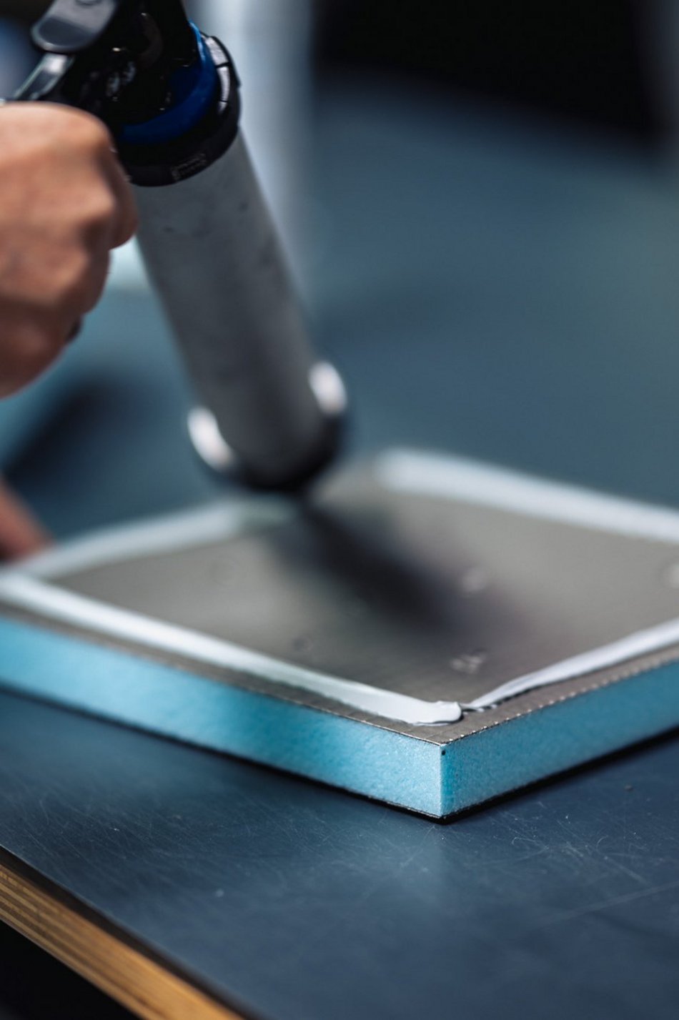 Sealingt wedi building boards with wedi 610